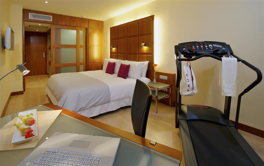 ปอร์ต อซาฟาตา บาเลนเซีย Hotel มานิเซส ห้อง รูปภาพ