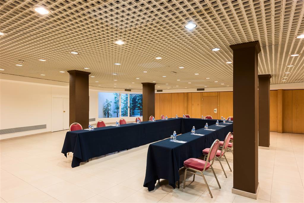 ปอร์ต อซาฟาตา บาเลนเซีย Hotel มานิเซส ภายนอก รูปภาพ